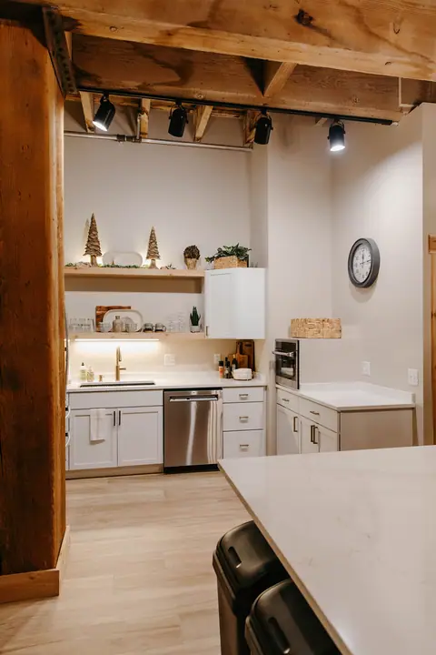 Dockside Suite 2 photo 9