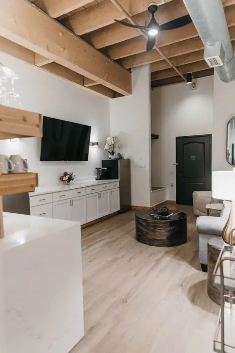 Dockside Suites photo 102